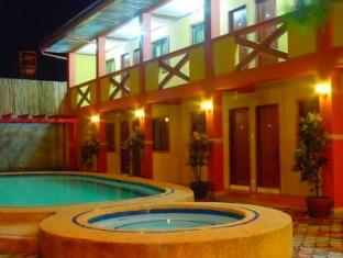 OYO 631 Saltimboca Tourist In Hotel Bacolod Exterior foto
